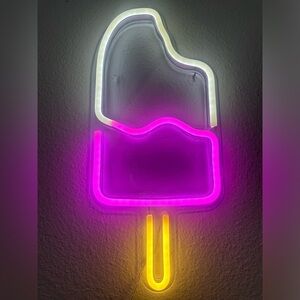 Popsicle Ice Neon Sign LED.
USB-Powered